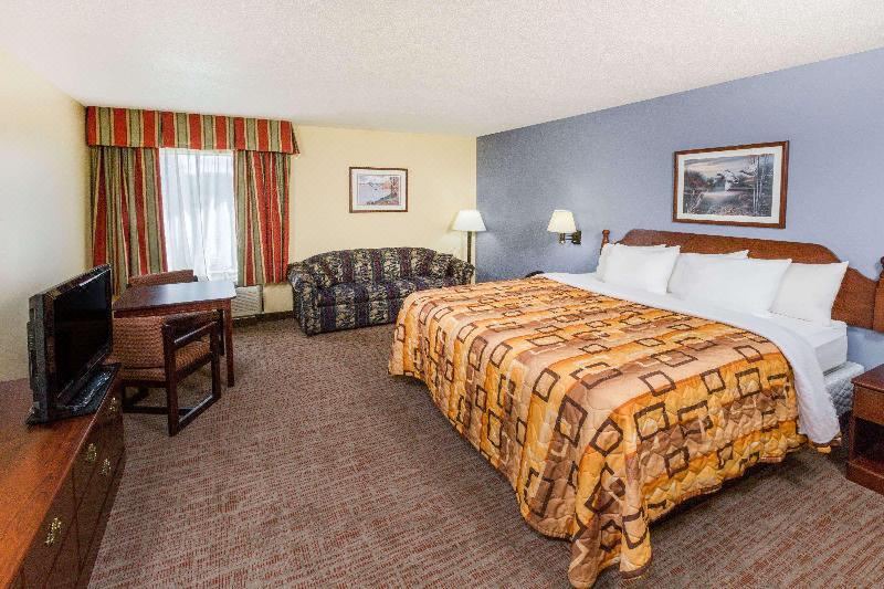 Photo of Bedroom in Rayne