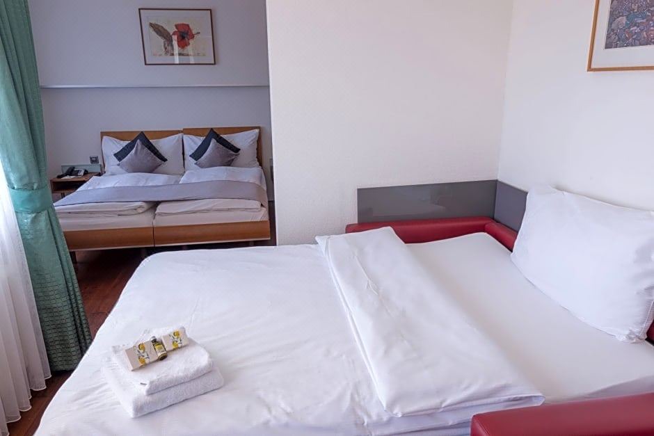 Photo of Bedroom in District 6