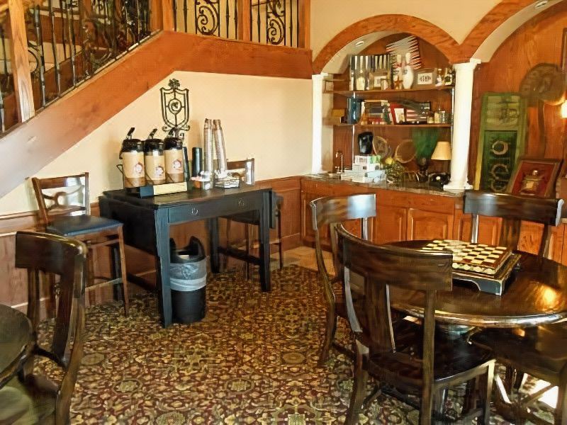 Photo of Livingroom in McAlester