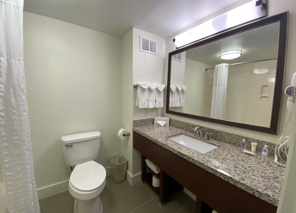 Photo of Bathroom in Tulare