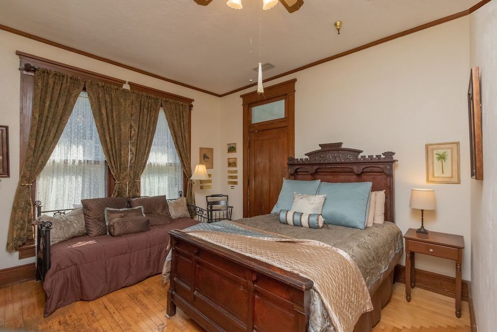 Photo of Bedroom in Micanopy