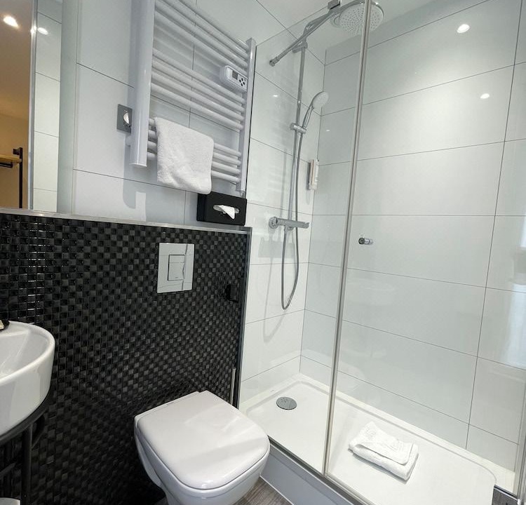 Photo of Bathroom in 6th Arrondissement