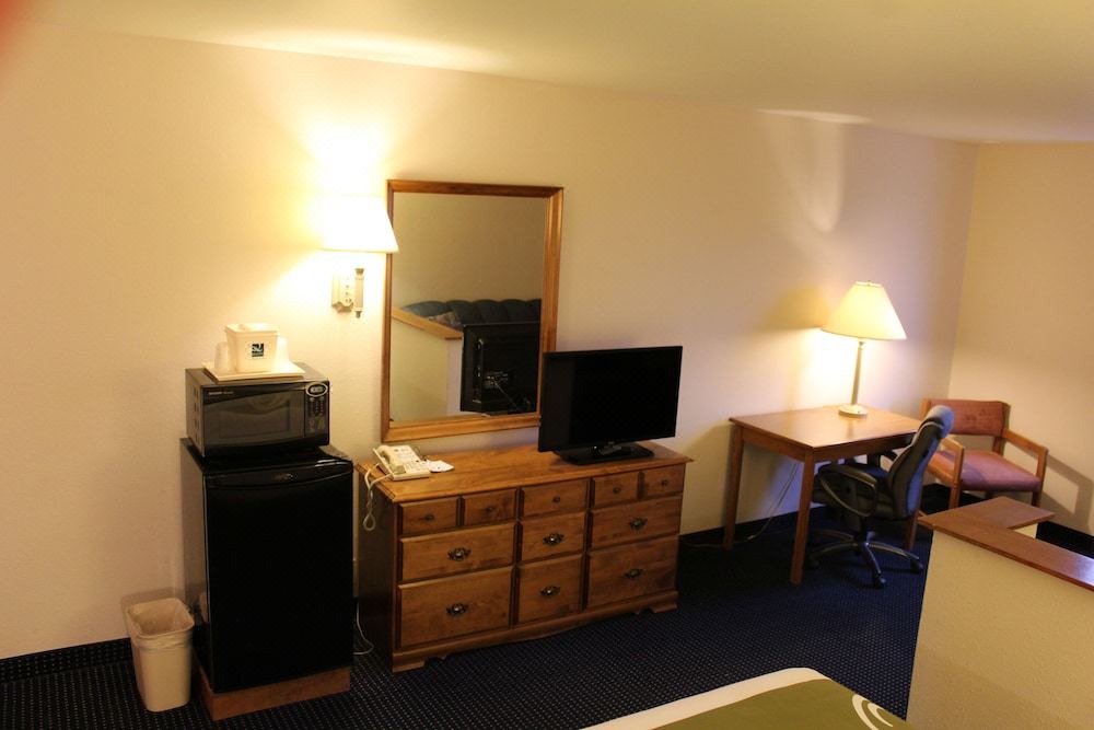 Photo of Livingroom in Goldendale