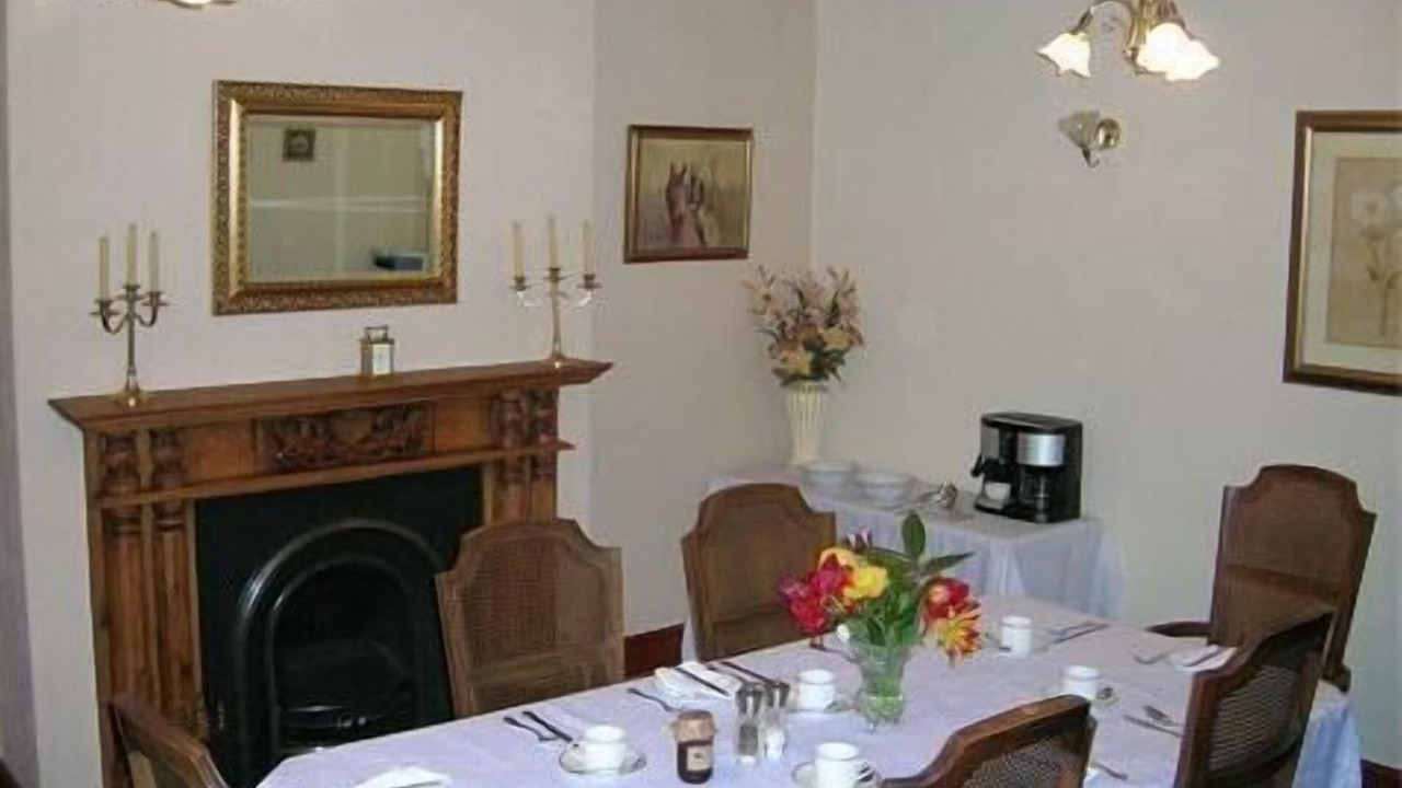 Photo of Livingroom in Ibstock