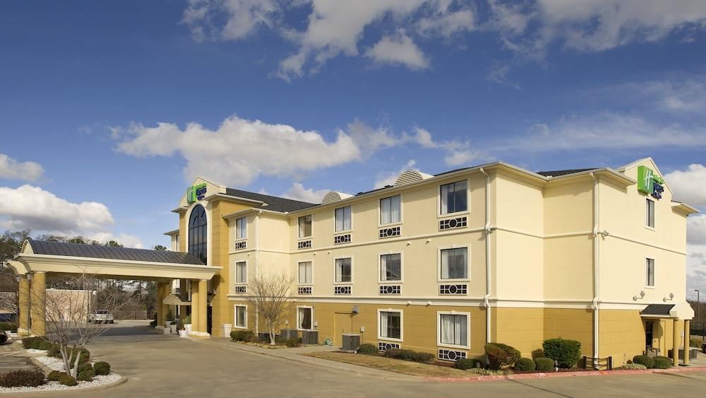 Photo of Buildings in Mount Pleasant