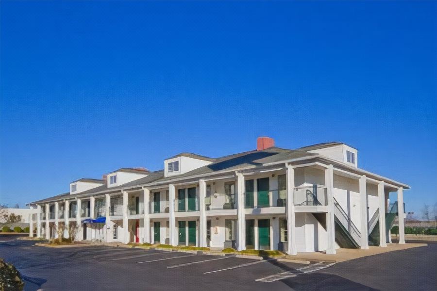 Photo of Buildings in Eden