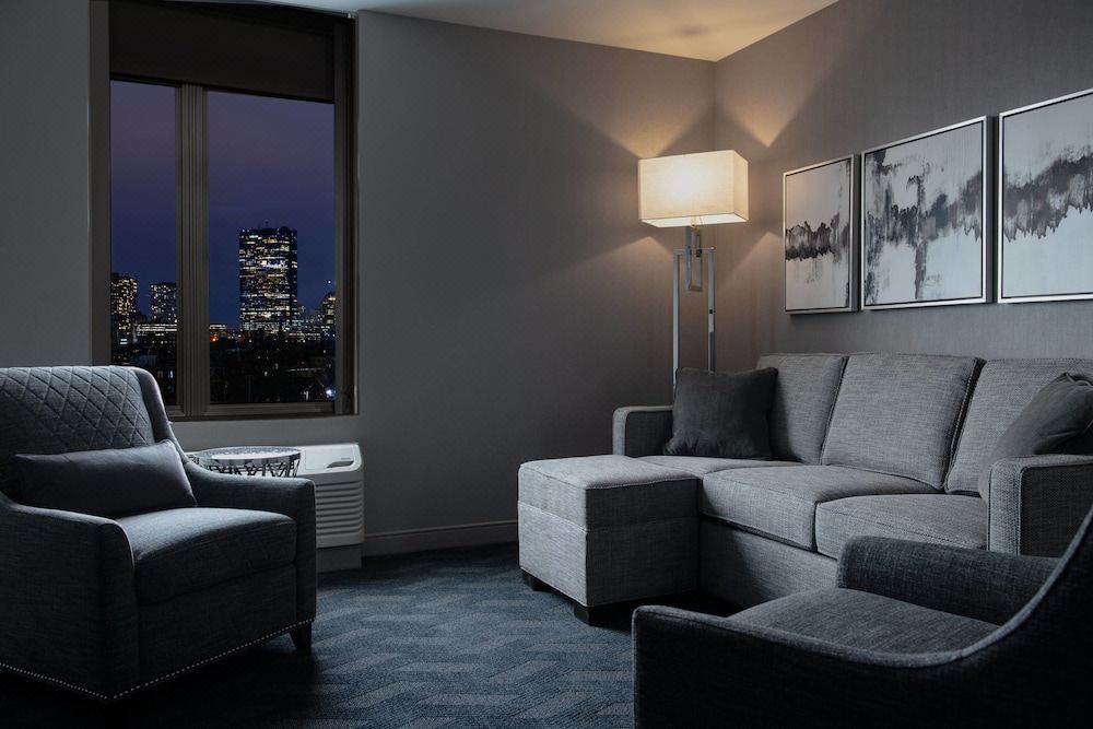 Photo of Livingroom in Harrison Lenox