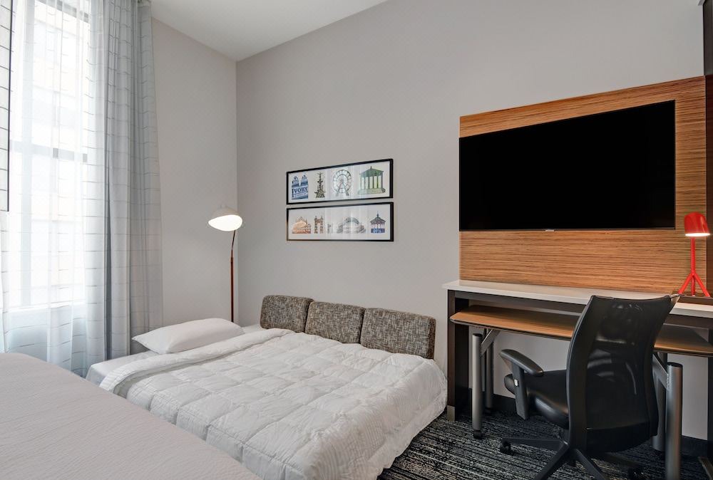 Photo of Bedroom in Downtown Cincinnati