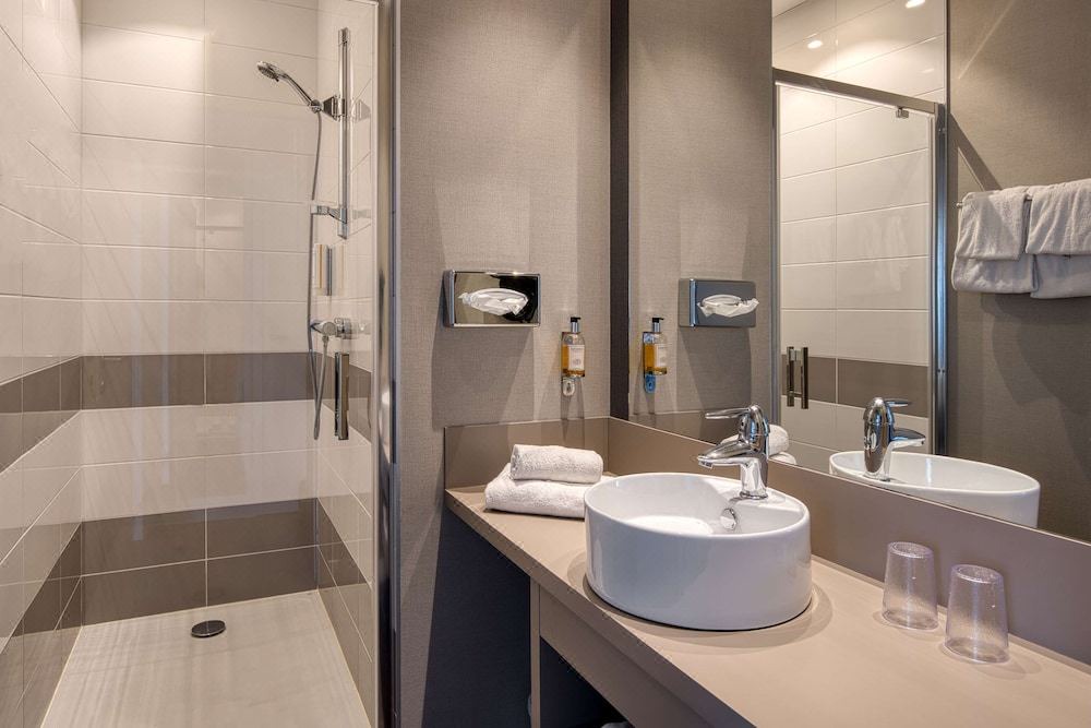 Photo of Bathroom in Saint-Herblain