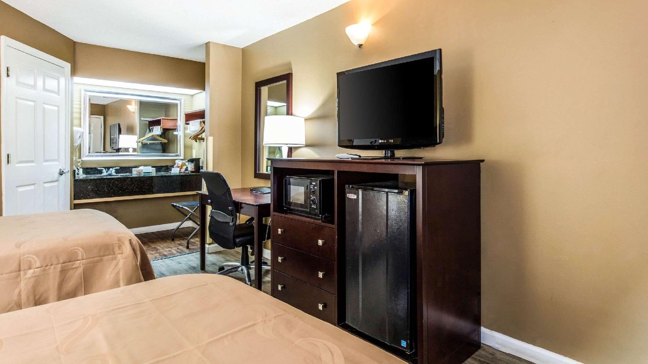Photo of Livingroom in Bessemer