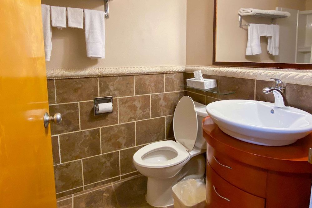 Photo of Bathroom in Westbrook Center