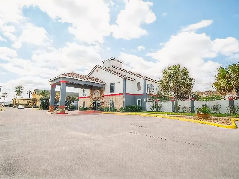 Photo of Buildings in Greater Greenspoint