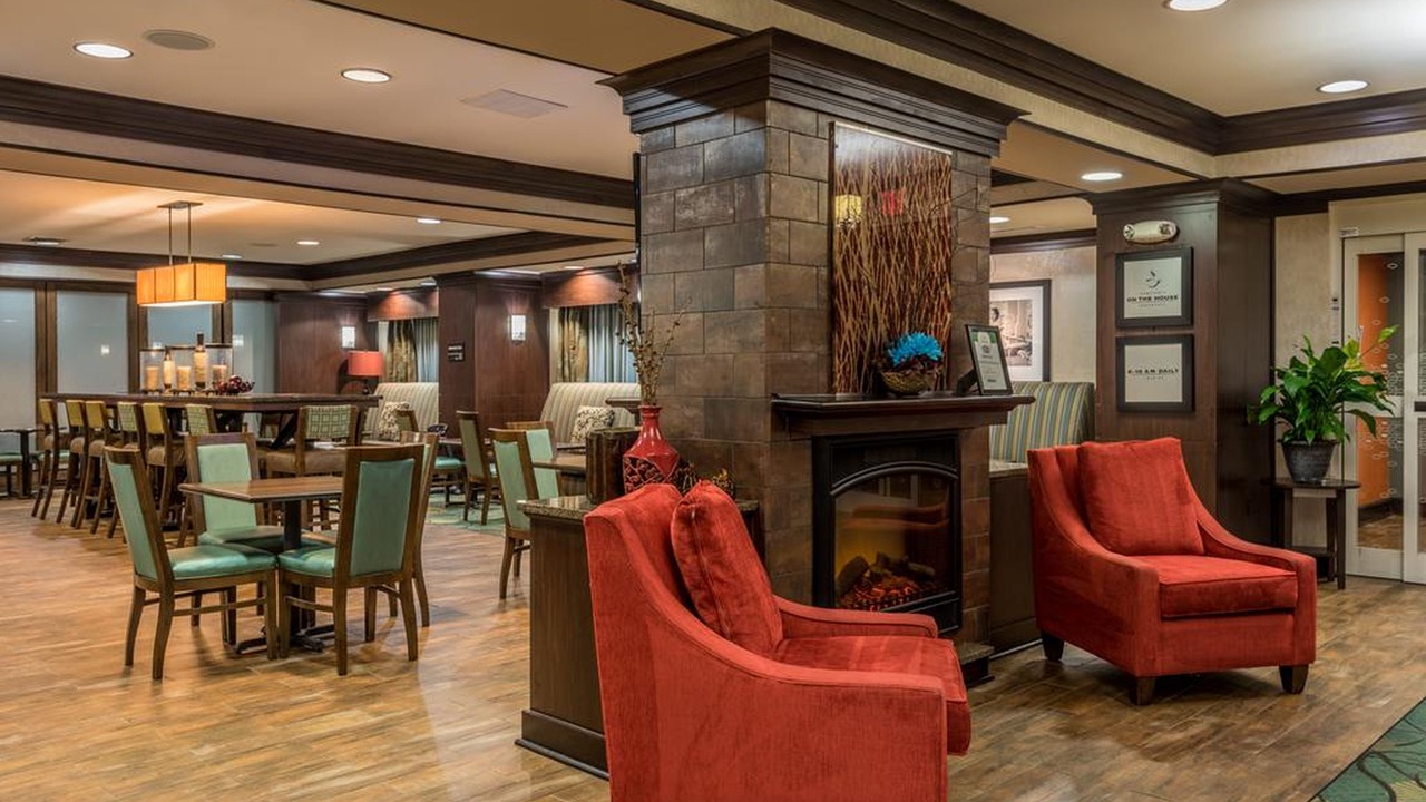 Photo of Livingroom in New Albany