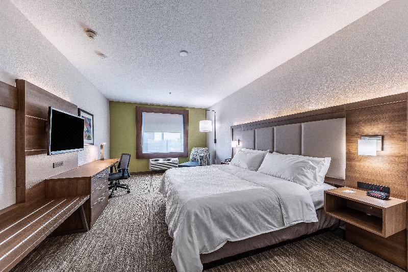 Photo of Bedroom in Fossil Creek