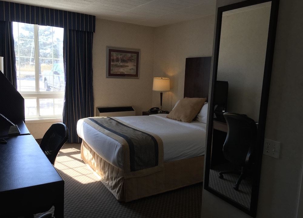 Photo of Bedroom in Halton Regional Municipality