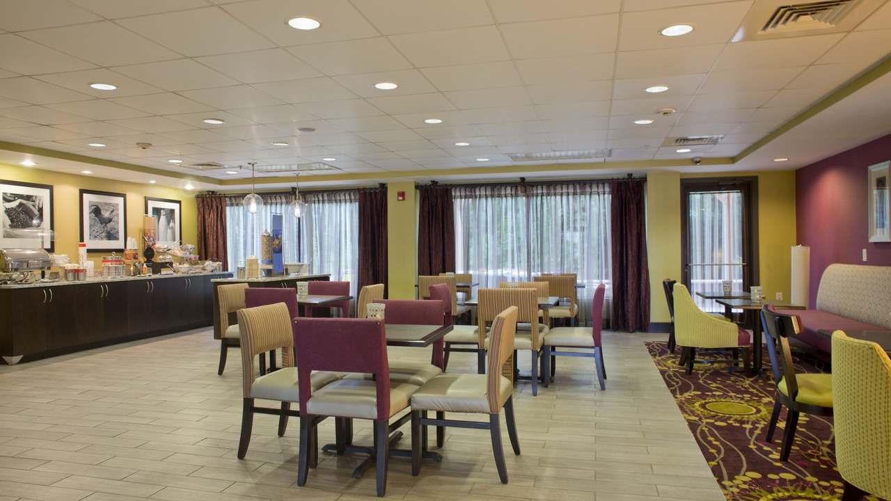 Photo of Livingroom in Cumming