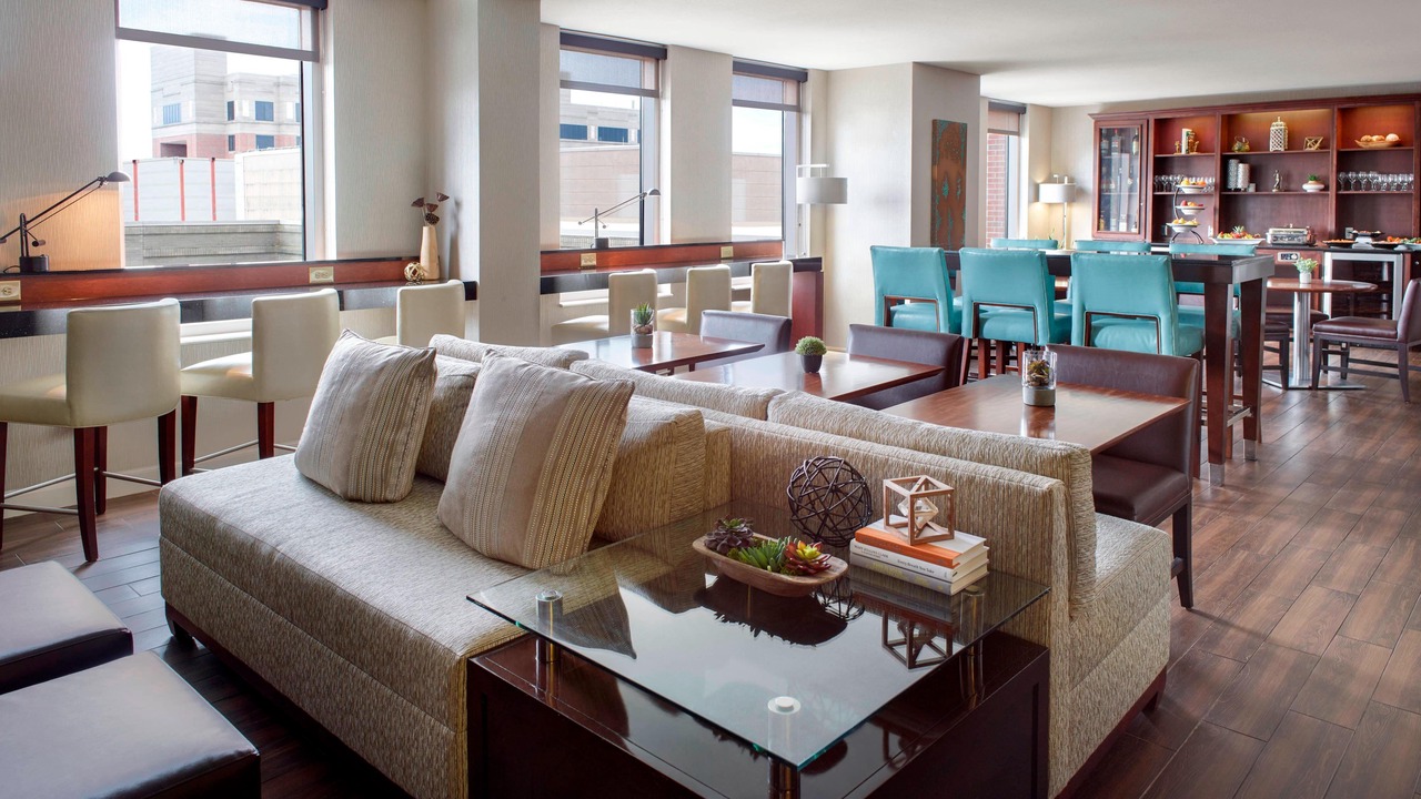 Photo of Livingroom in Downtown