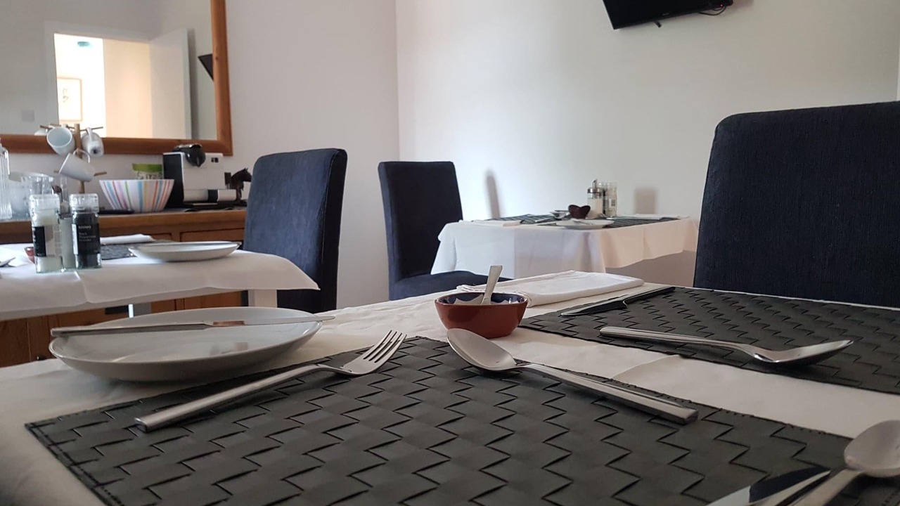 Photo of Livingroom in Tadley