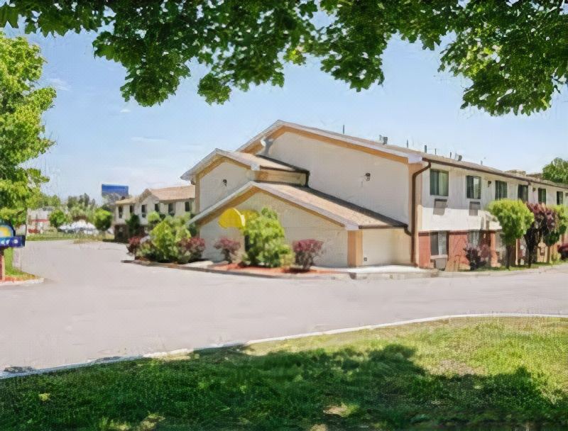 Photo of Buildings in Greenfield