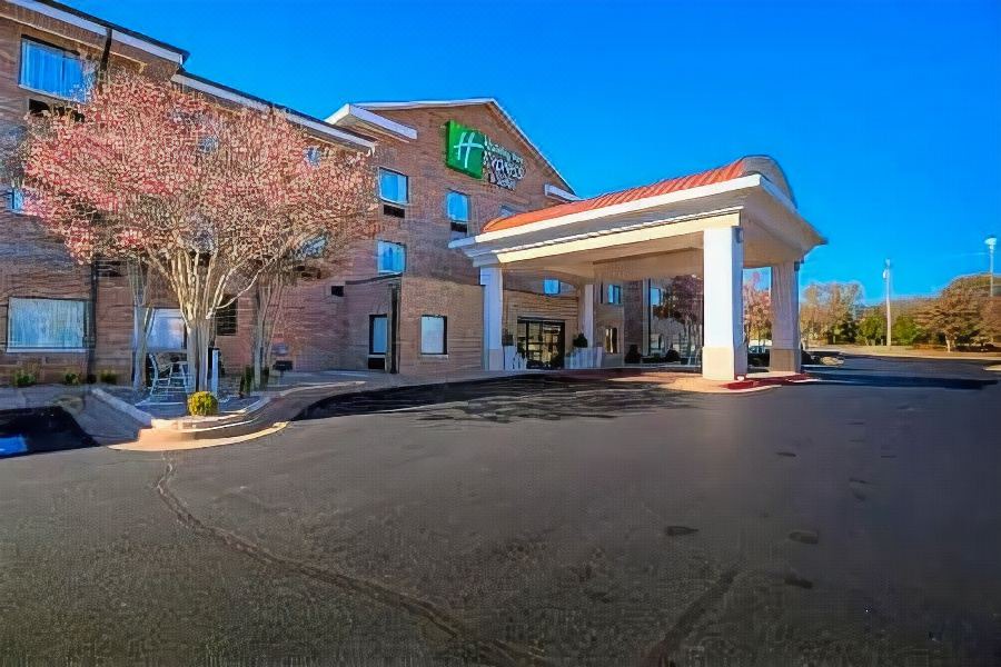 Photo of Buildings in Edmond