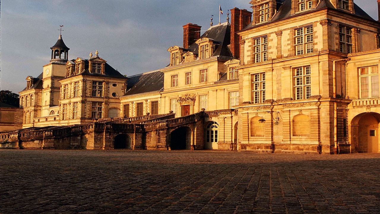 Photo of Buildings in Nemours