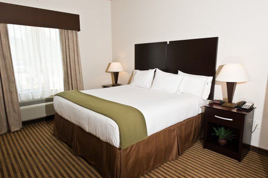 Photo of Bedroom in Heber Springs