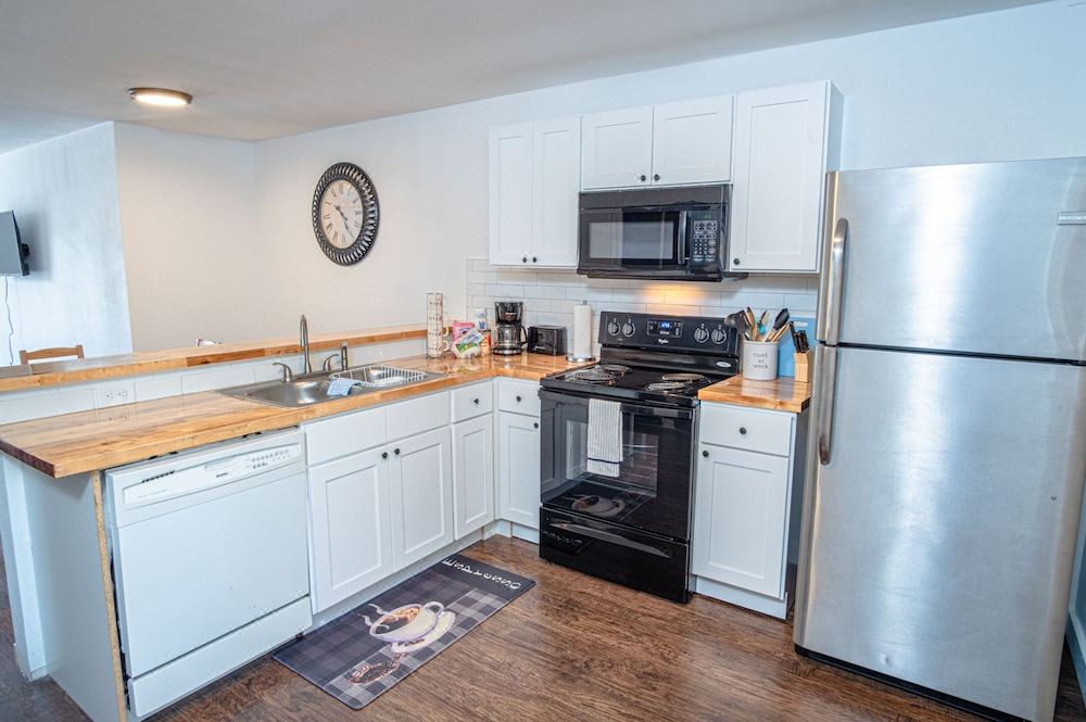Photo of Kitchen in Midtown