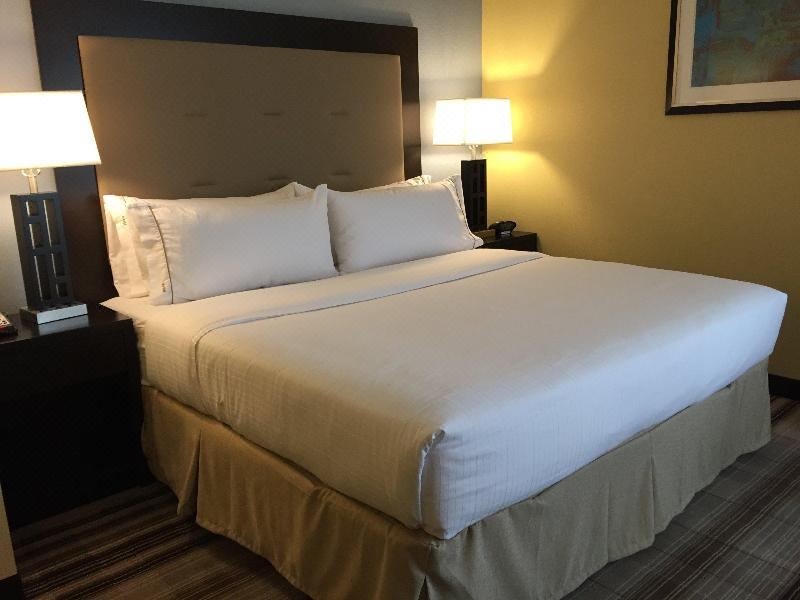 Photo of Bedroom in Arlington Heights