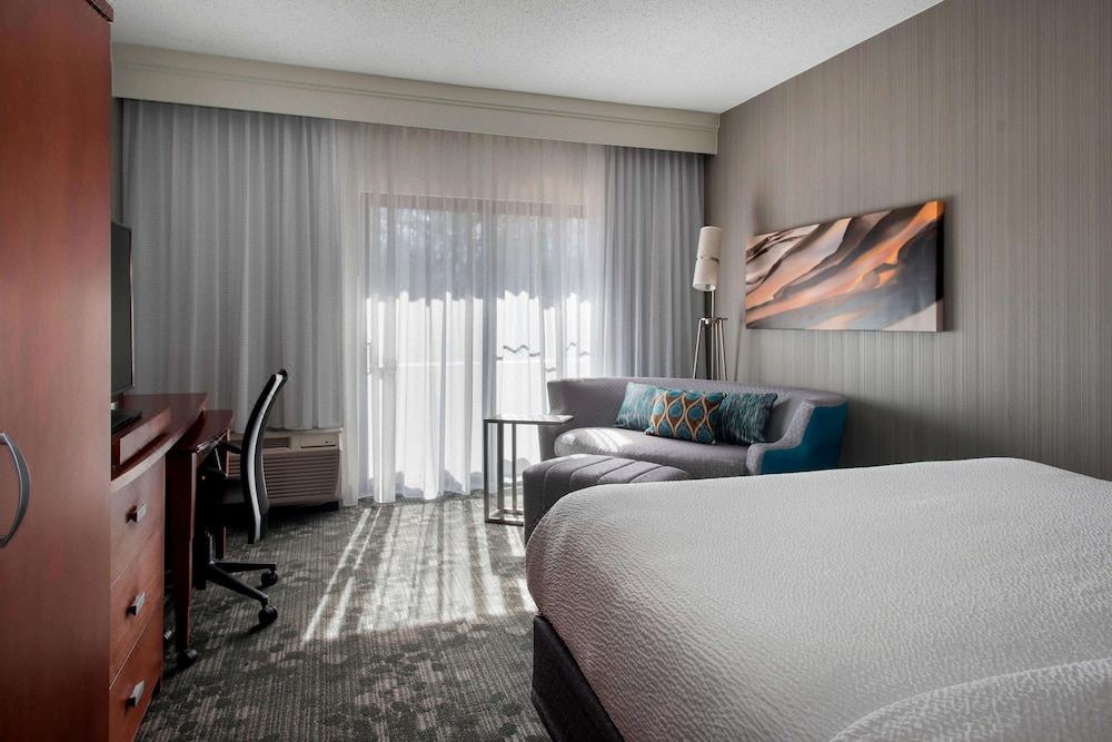 Photo of Bedroom in Mahwah