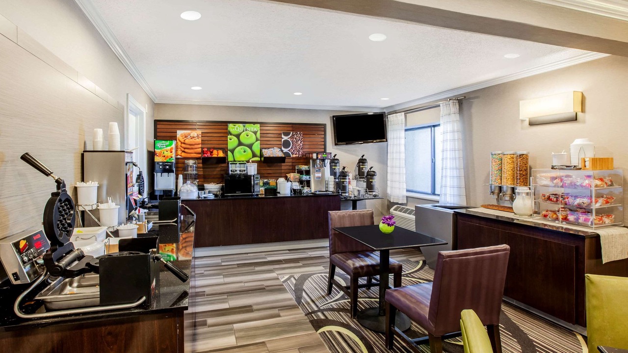 Photo of Livingroom in Baytown