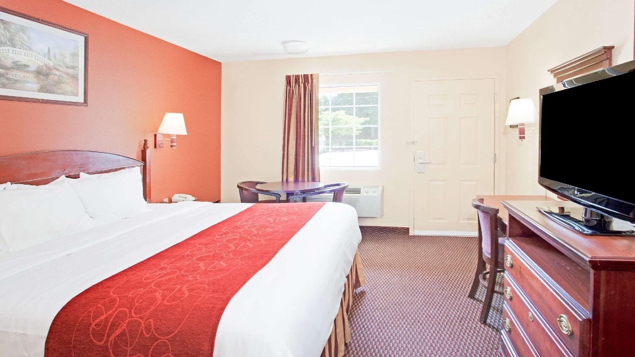 Photo of Bedroom in Canton