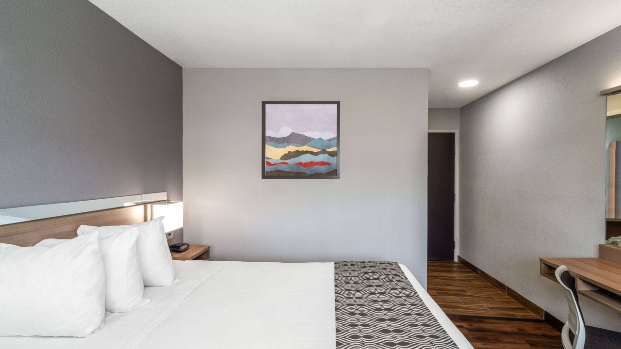 Photo of Bedroom in Pooler
