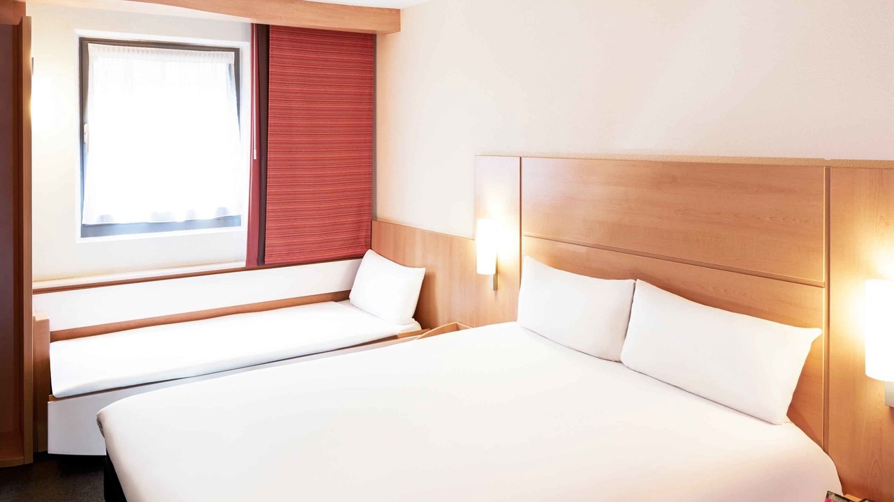 Photo of Bedroom in Borehamwood