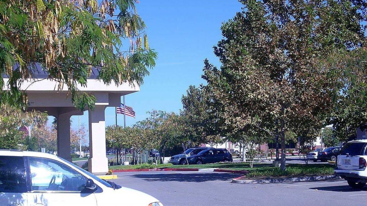 Photo of Others in Tracy