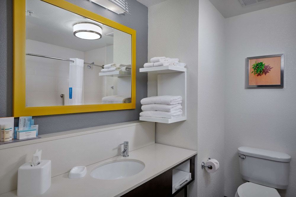 Photo of Bathroom in Alamogordo