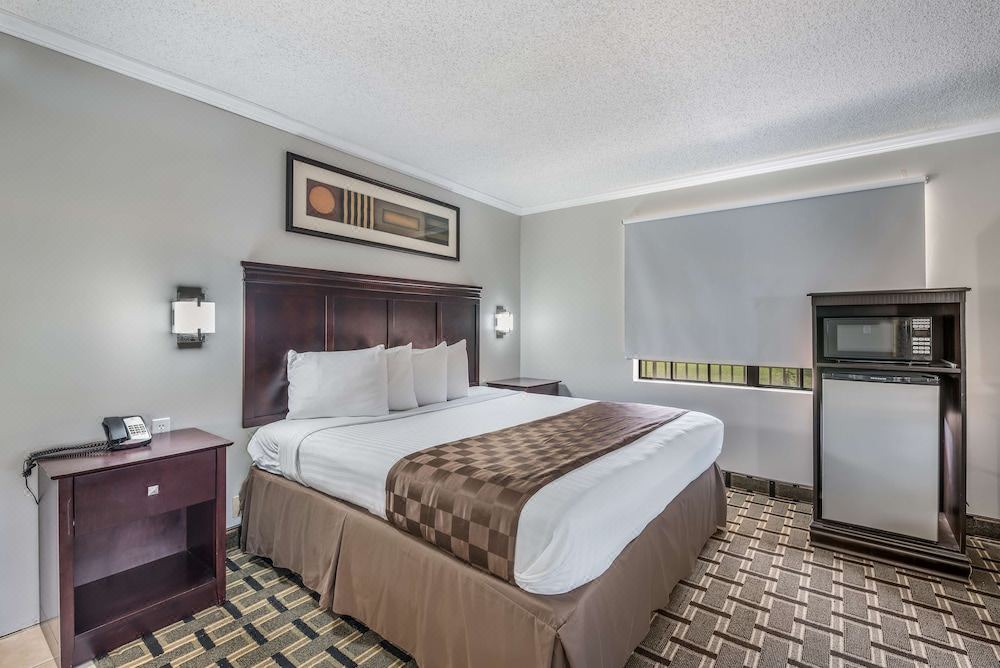 Photo of Bedroom in Caddo Valley