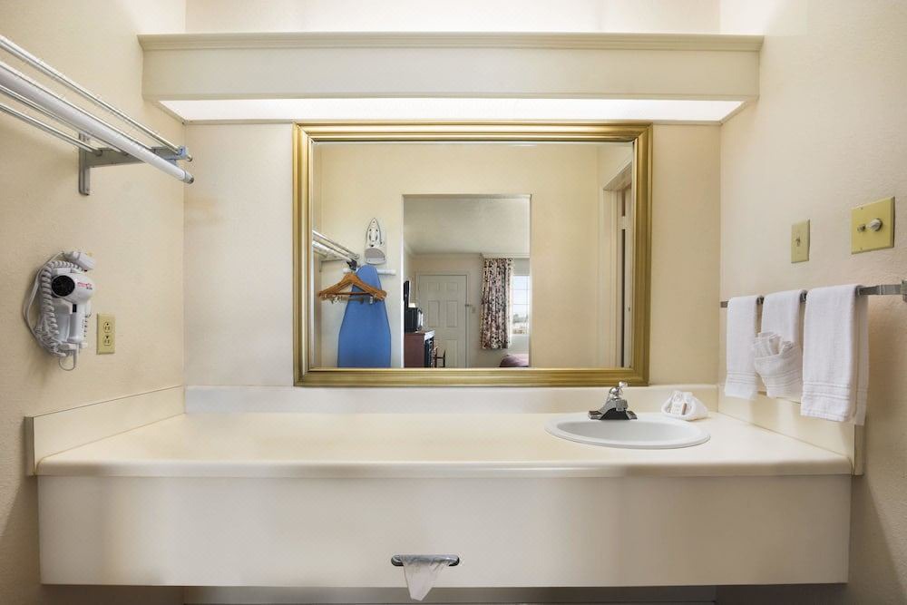 Photo of Bathroom in Beaumont