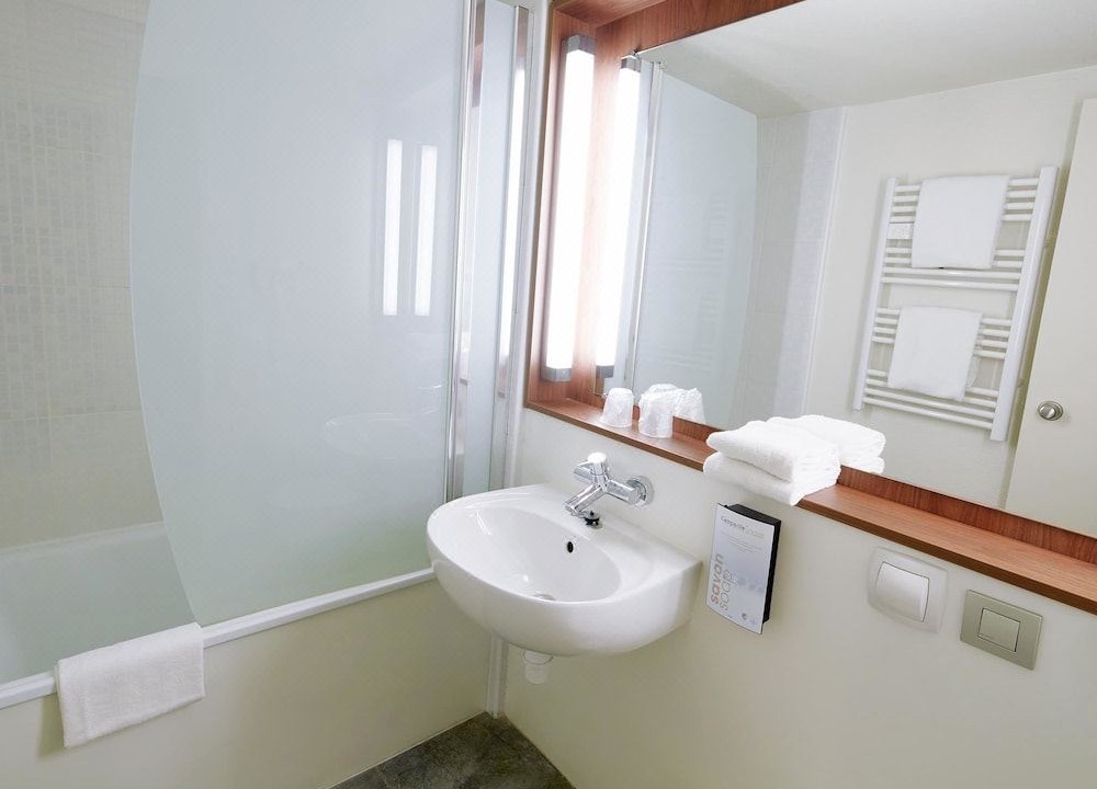 Photo of Bathroom in La Source