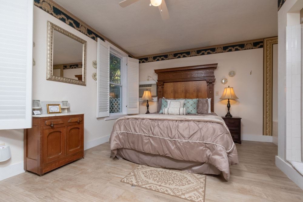 Photo of Bedroom in Micanopy