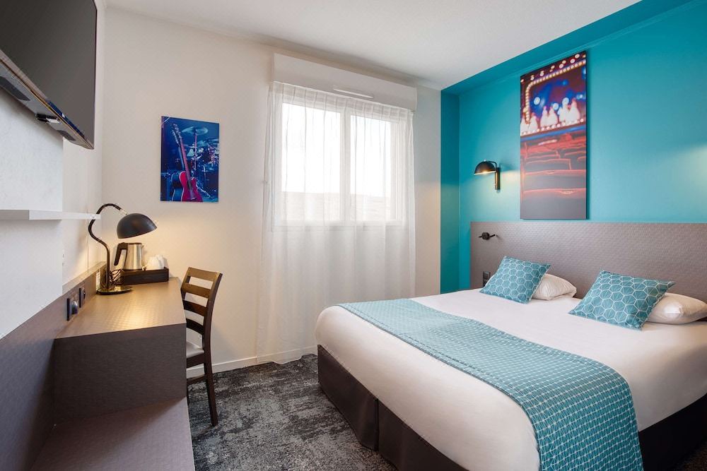 Photo of Bedroom in Saint-Herblain