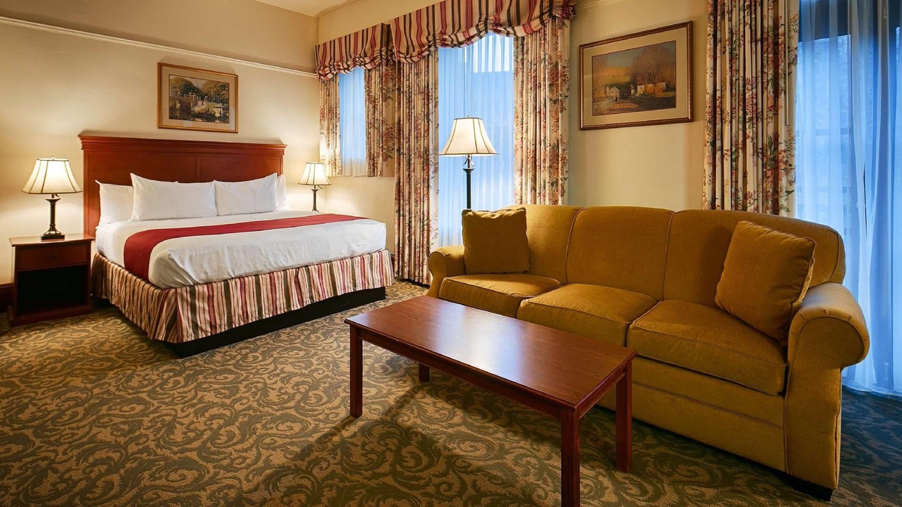 Photo of Livingroom in Pioneer Square