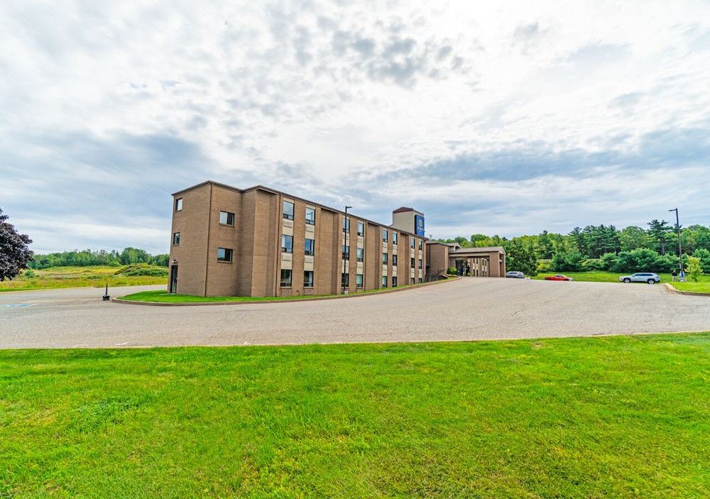 Photo of Buildings in New Minas