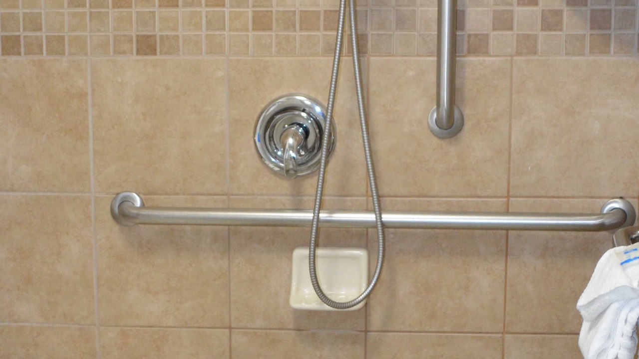 Photo of Bathroom in Tulare