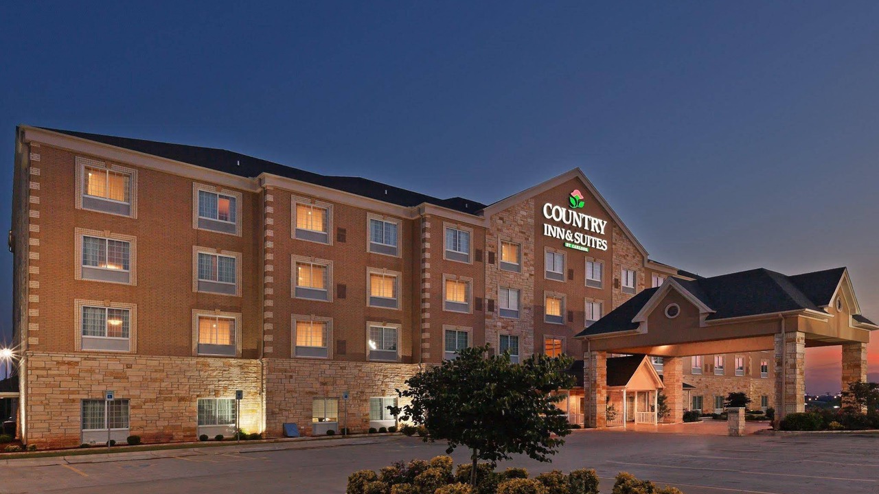 Photo of Buildings in Quail Creek