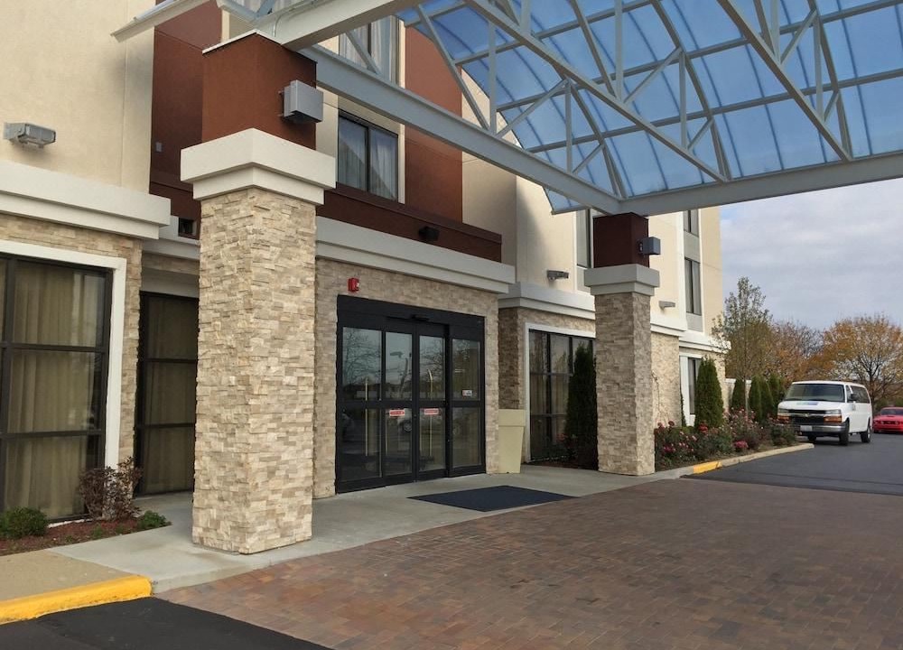 Photo of Buildings in Arlington Heights