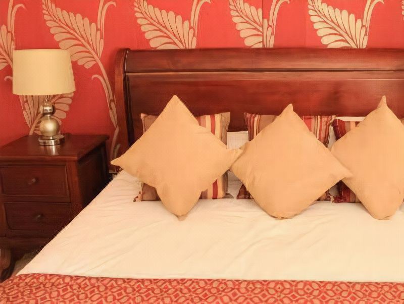 Photo of Bedroom in Hindhead