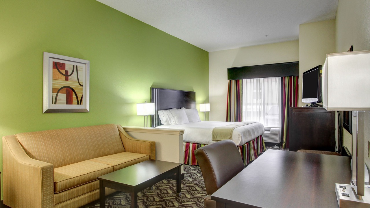 Photo of Livingroom in Richmond Hill