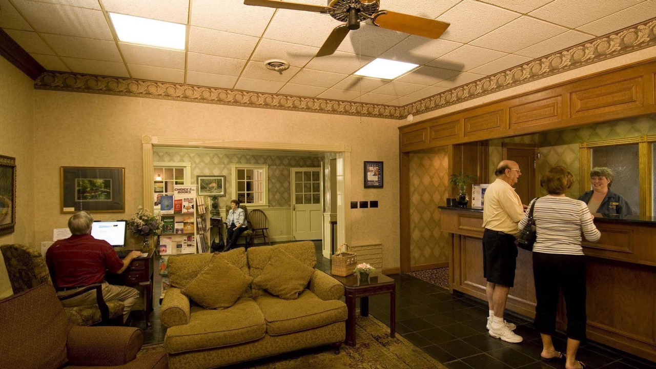 Photo of Livingroom in Eureka Springs Historic District