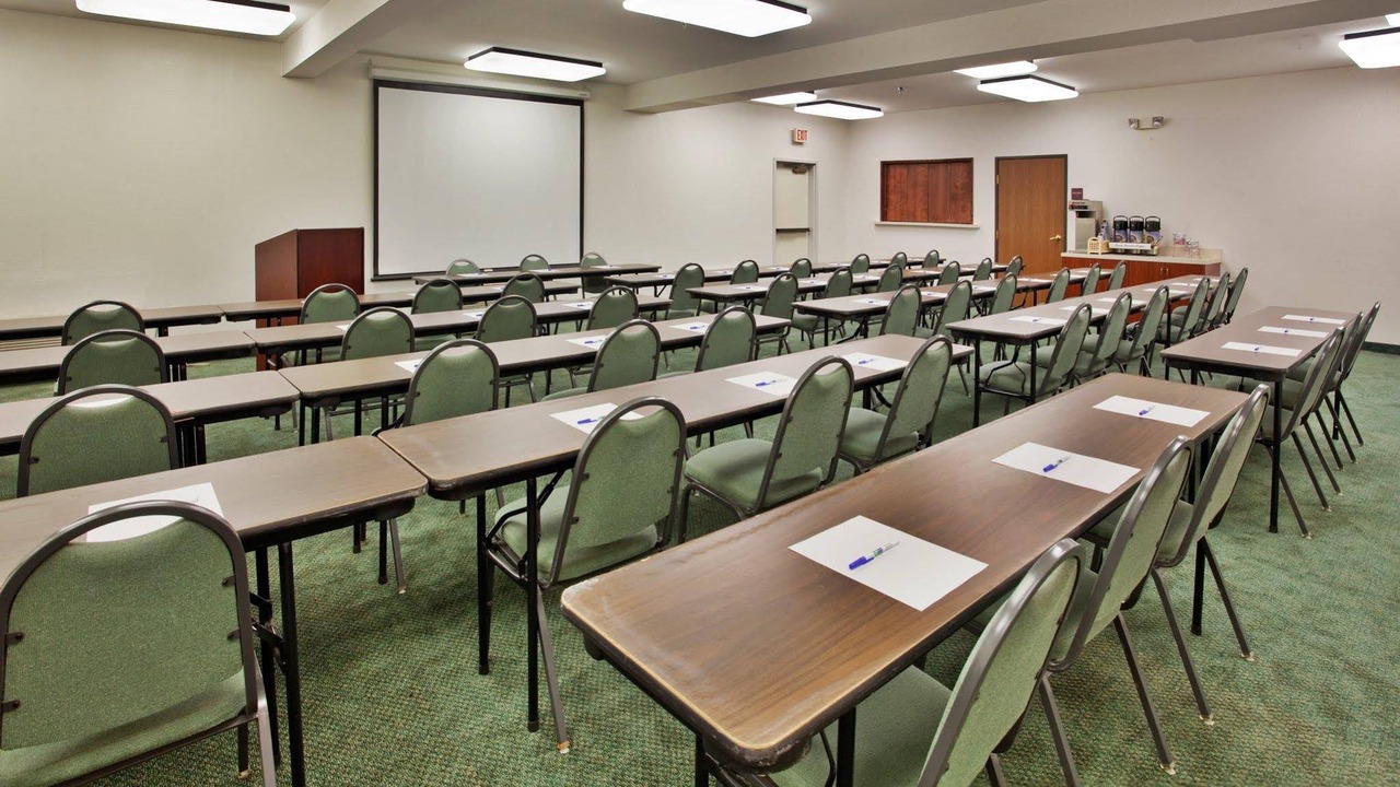 Photo of Livingroom in Warrensburg