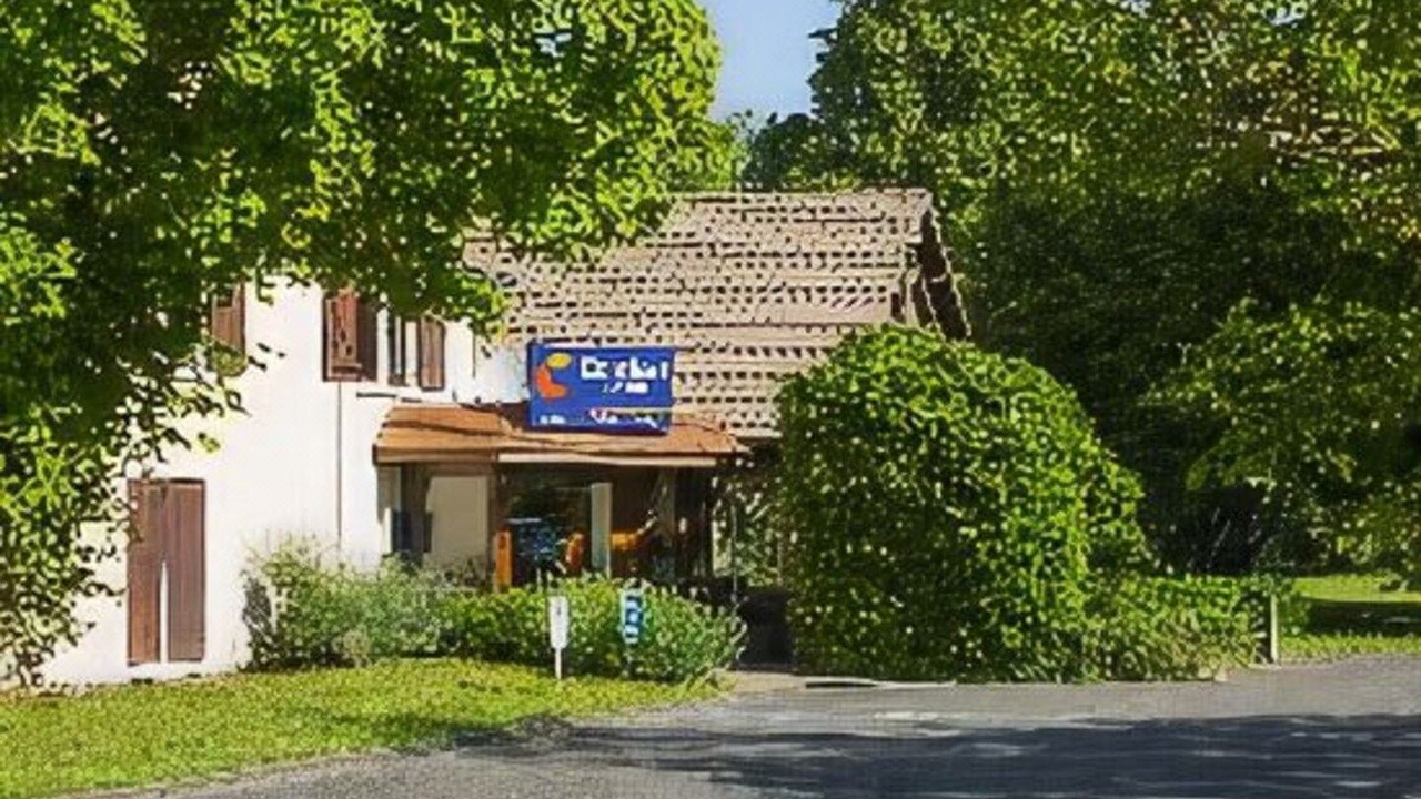 Photo of Buildings in Pithiviers